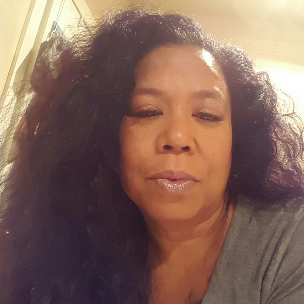 Meet your Posher, Sharisse